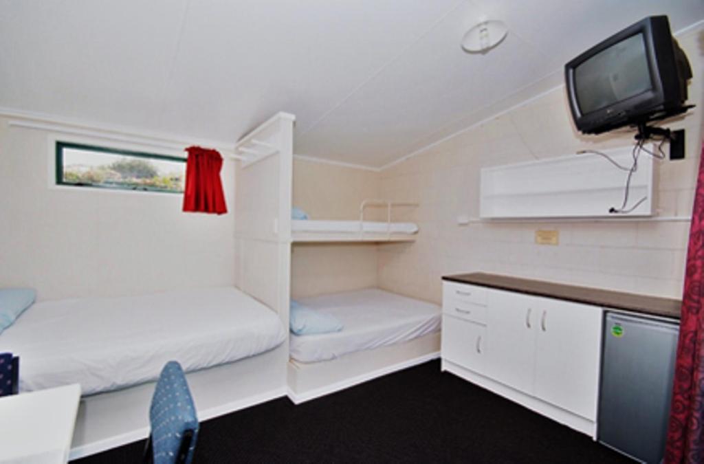 Omokoroa Kiwi Holiday Park Tauranga Quarto foto
